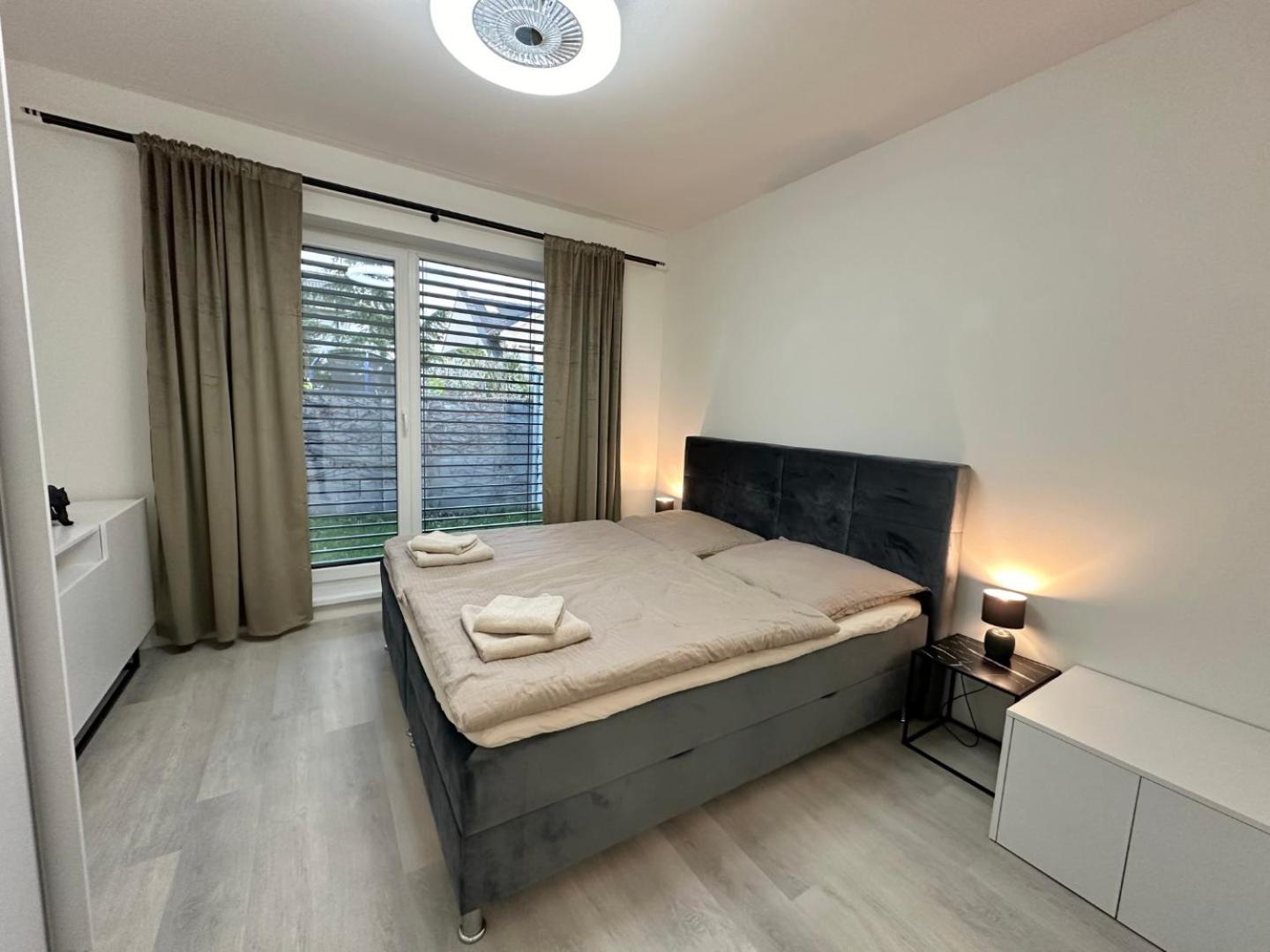 Klimatizovany Apartmanovy Dom S Virivkou, 9A Senec Buitenkant foto